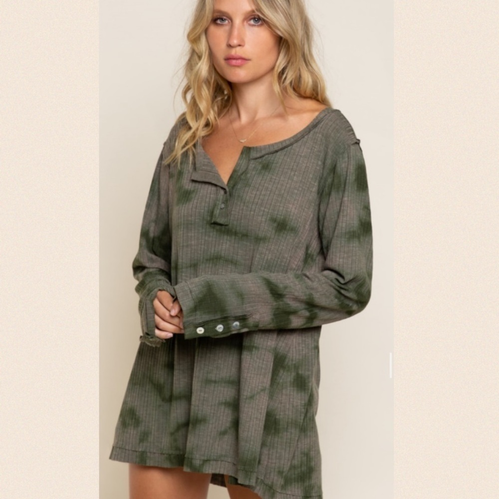 Vintage Moss Drop Ribbed Tie Dye Henley Top